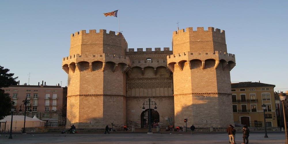 Puerta de la muralla de Valencia