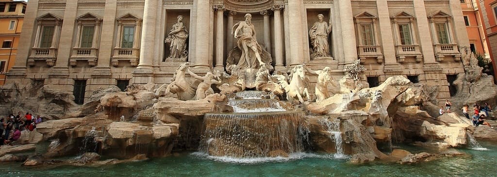 La Fontana di Trevi en Roma. ¡No te la pierdas!