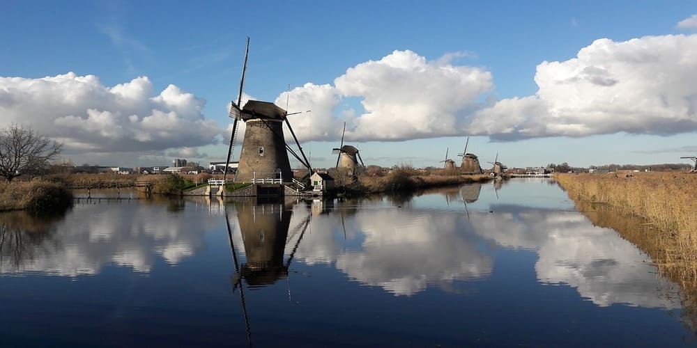 Molinos de Kinderdijk en Holanda