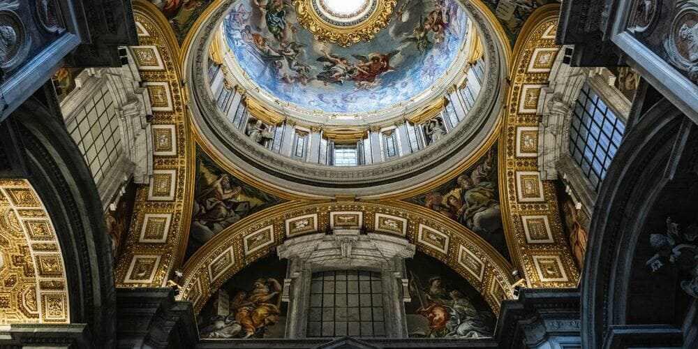 Interior de los Museos Vaticanos.