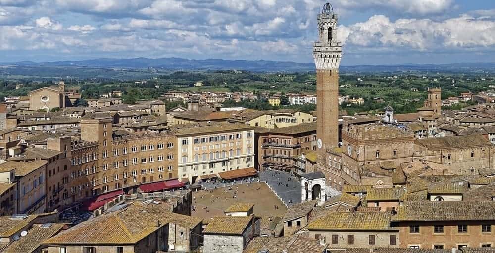 Visita Siena desde la ciudad del renacimiento