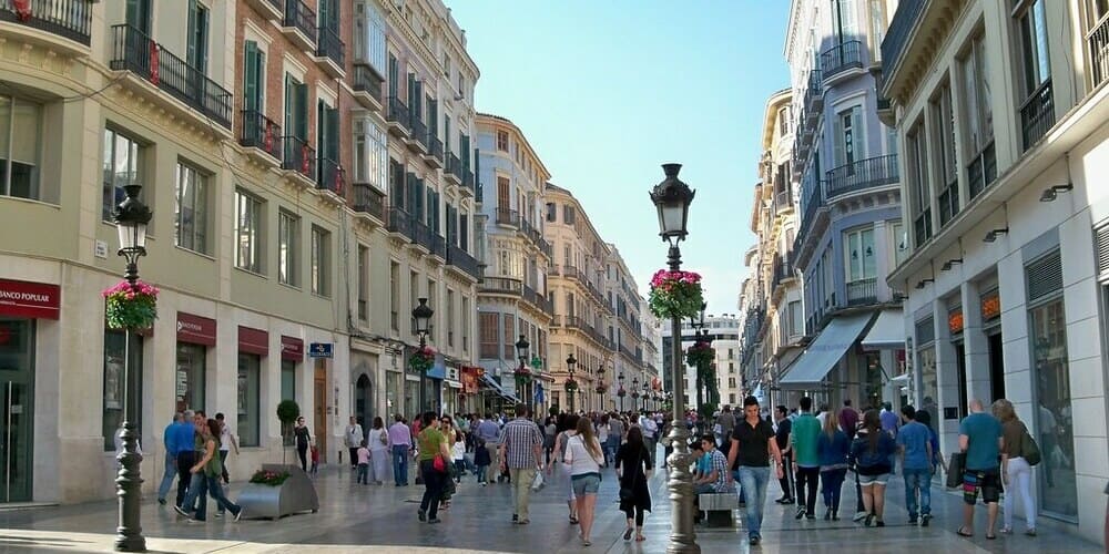 Mejores zonas donde dormir en Málaga capital - Calle Larios