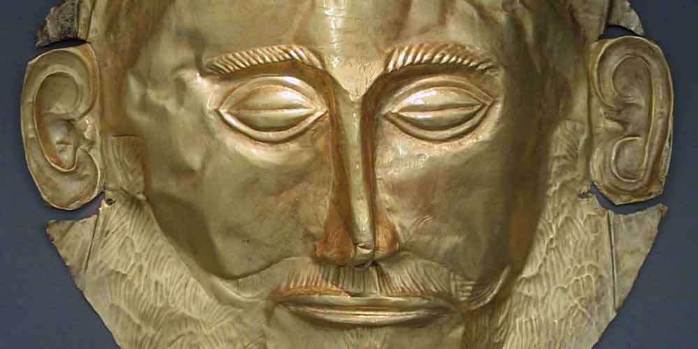 La máscara funeraria de Agamenón de la colección de Heinrich Schliemann.
