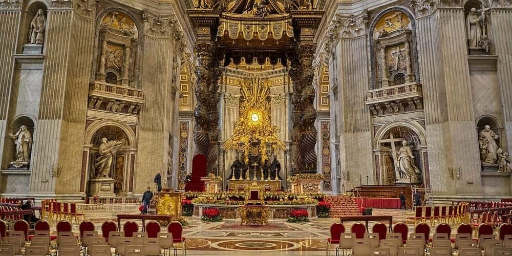 Normas de vestir para ir al Vaticano y otros consejos para su visita