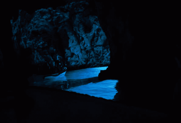 Gruta Azul en el archipiélago dálmata