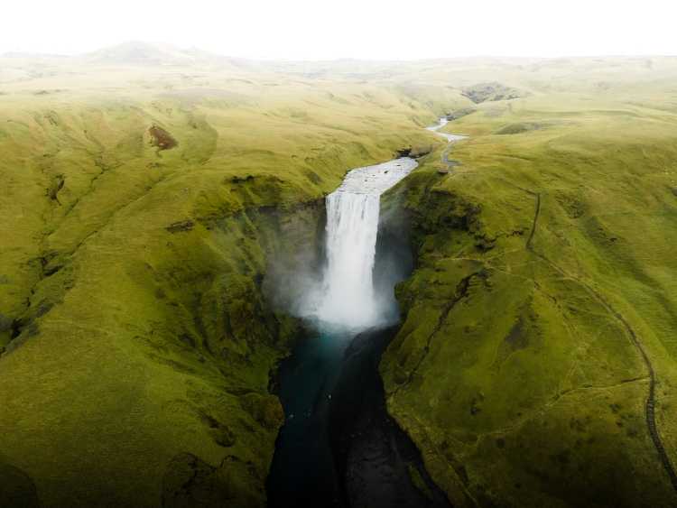 Skógafoss una cascada imprescindible en el sur de Islandia.